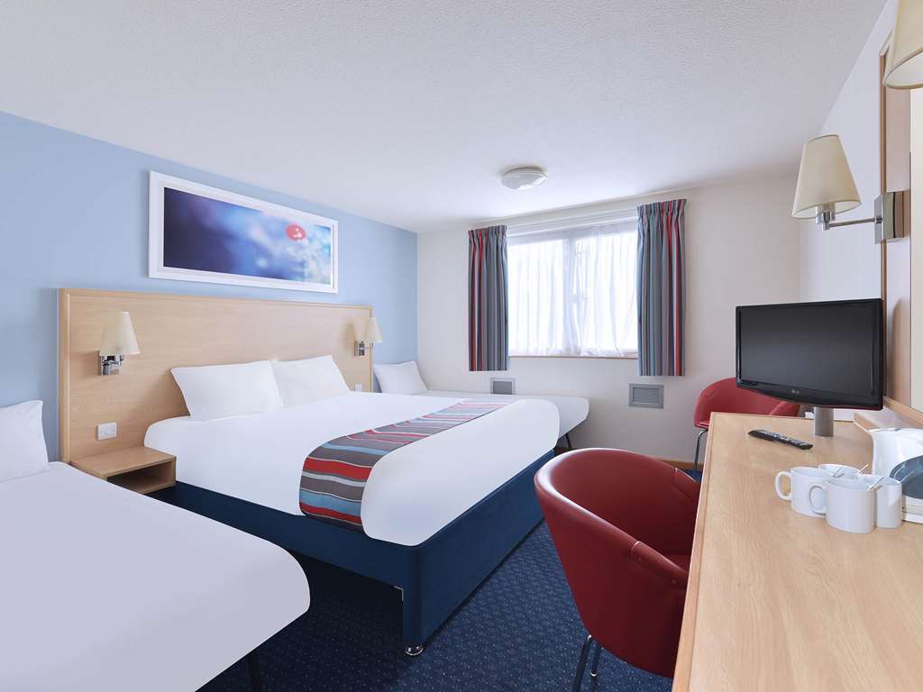 Travelodge Reading Whitley Δωμάτιο φωτογραφία